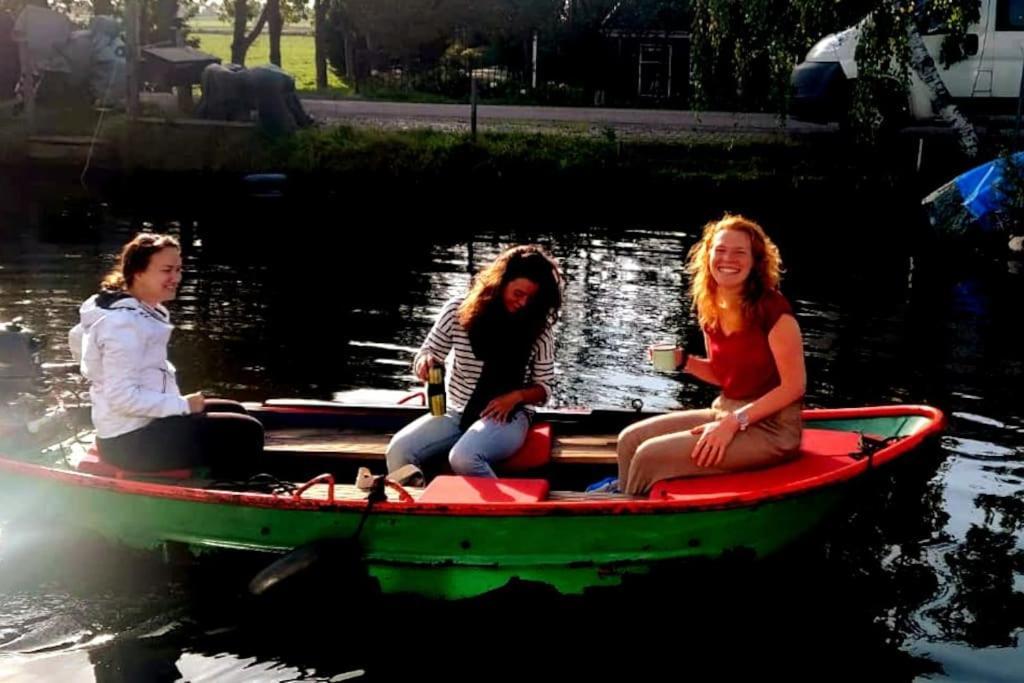 بروك إن ووترلاند Out Of Amsterdam, River Apartment Close To City المظهر الخارجي الصورة